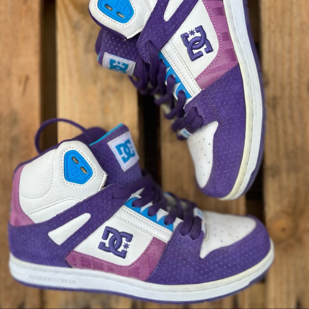 BRAND NEW DC Women’s Rebound Hi Top